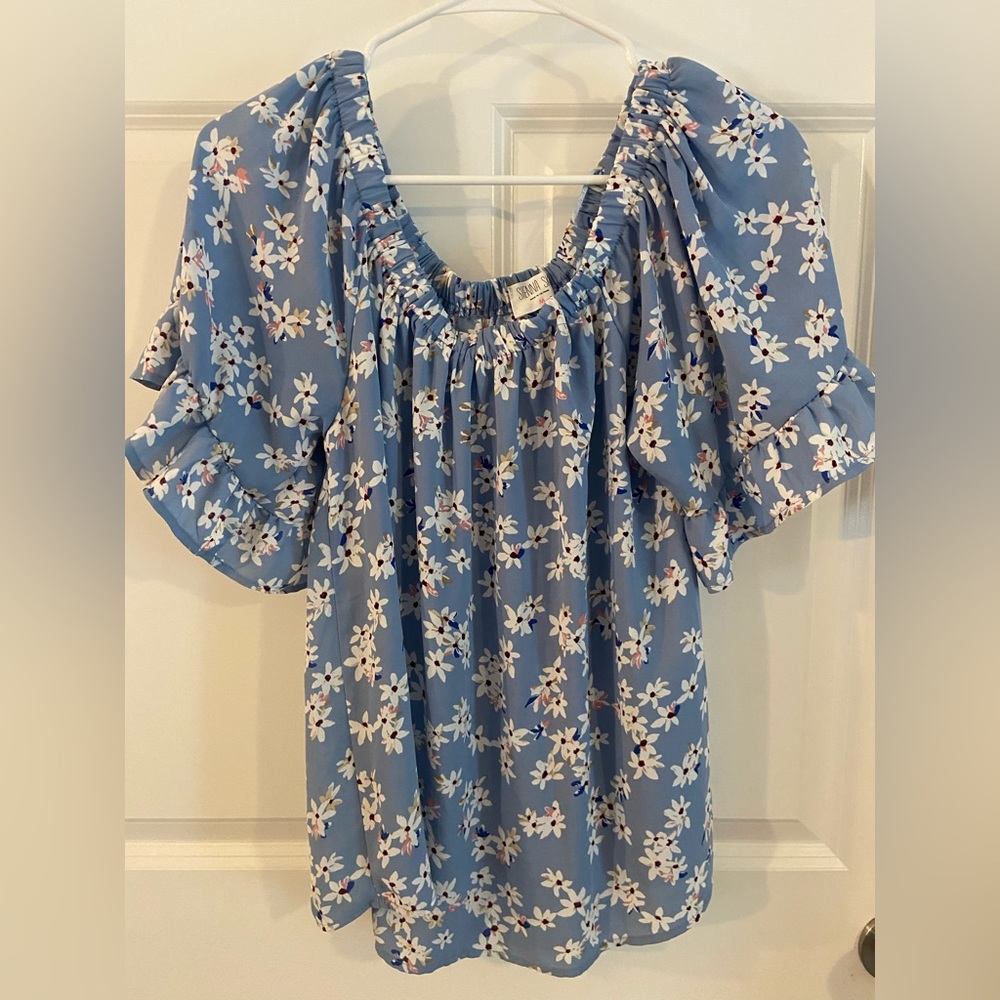 M Sienna sky floral blouse